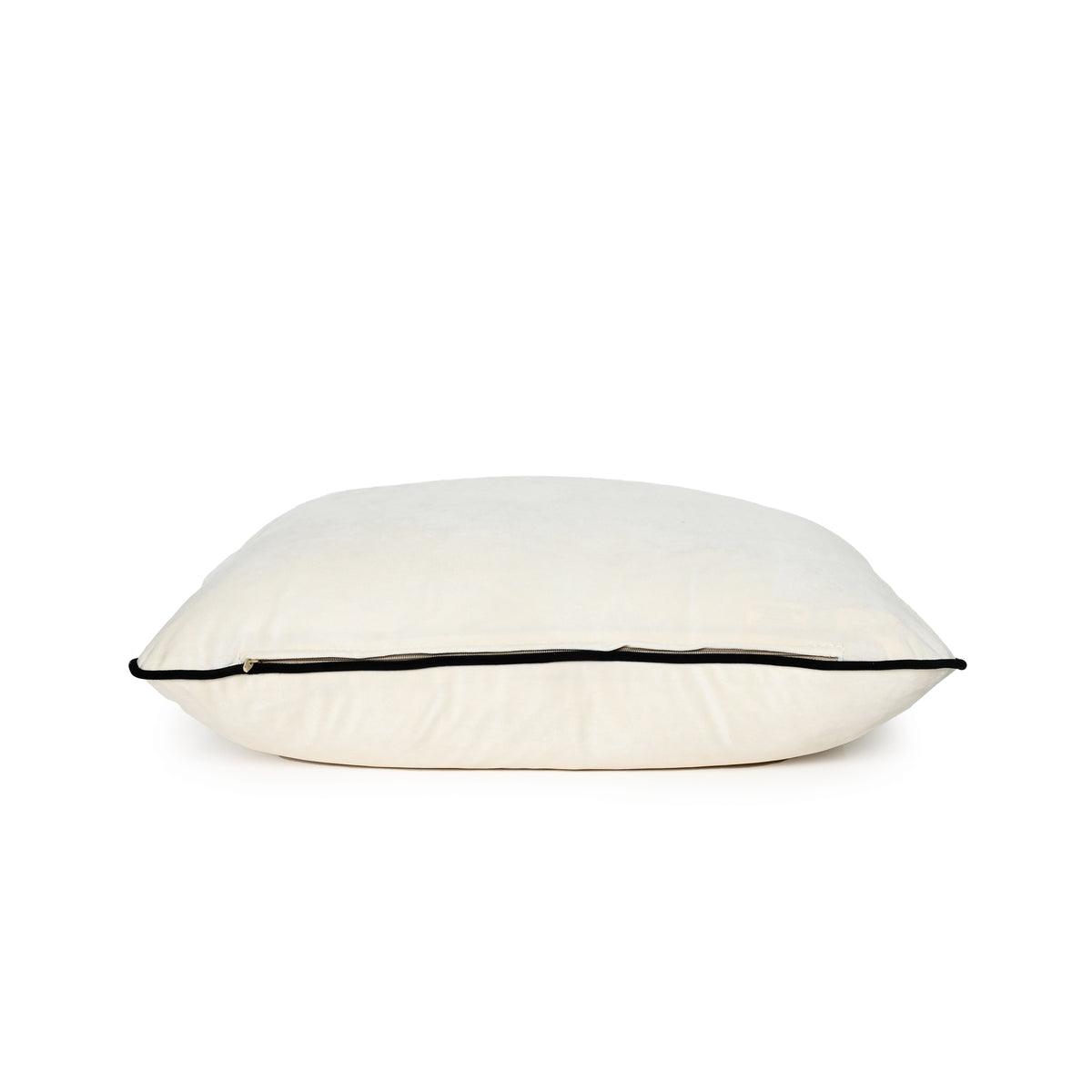 Ivory - Fluweel Kussen ( Zwarte Bies ) - 40 x 60